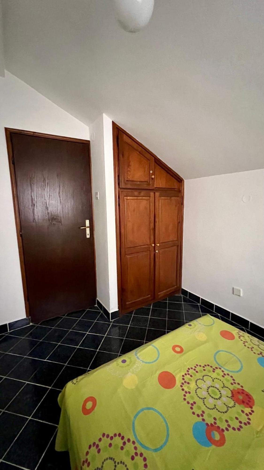 Apartments Holiday Μπούντβα Εξωτερικό φωτογραφία