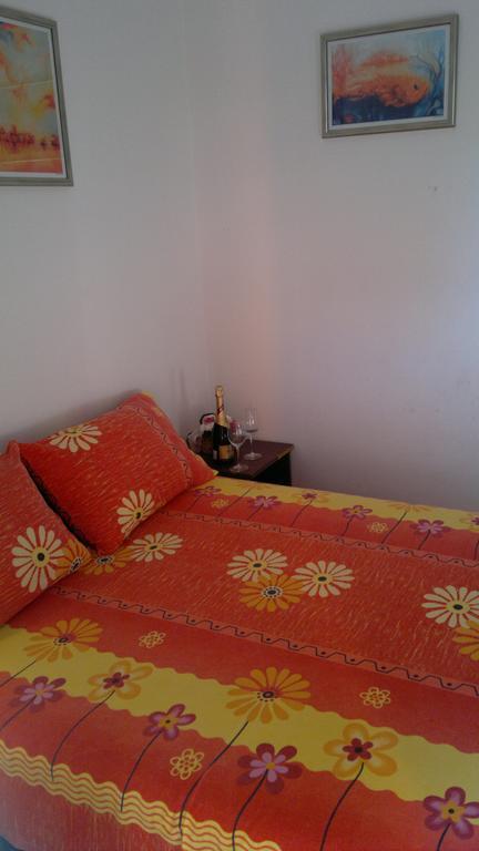 Apartments Holiday Μπούντβα Δωμάτιο φωτογραφία