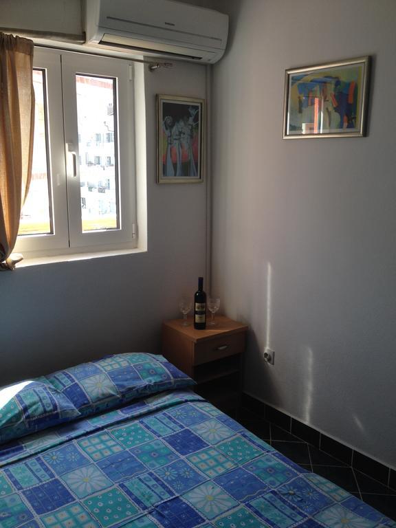 Apartments Holiday Μπούντβα Εξωτερικό φωτογραφία