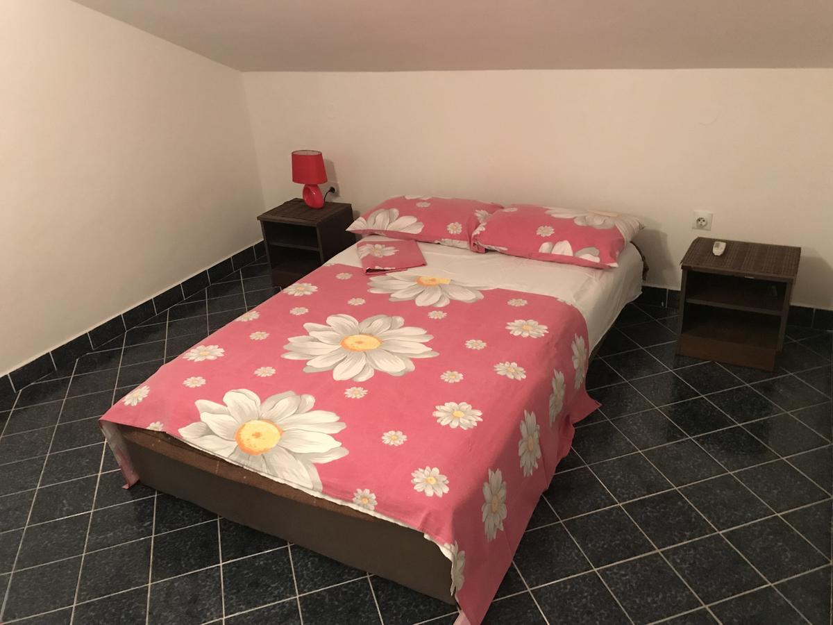Apartments Holiday Μπούντβα Εξωτερικό φωτογραφία